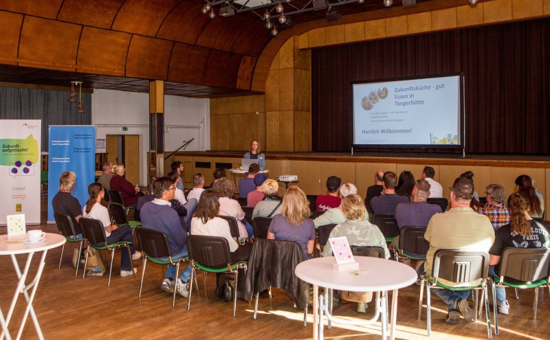 Viel Interesse beim Start der „Zukunftsküche – Gut essen in Tangerhütte“ 
